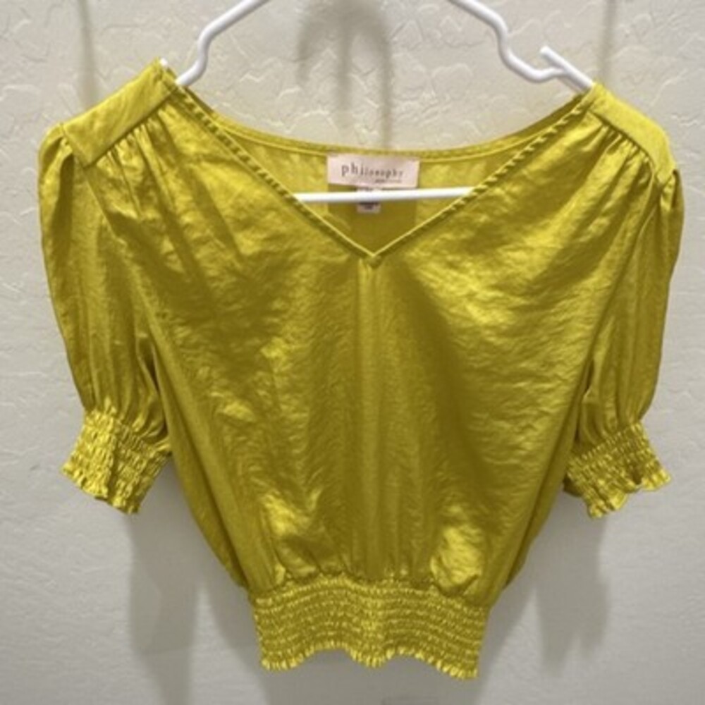 Philosophy Women's Yellow Smocked Hem Puff Sleeve V-Neck Short Sleeve Blouse S/P